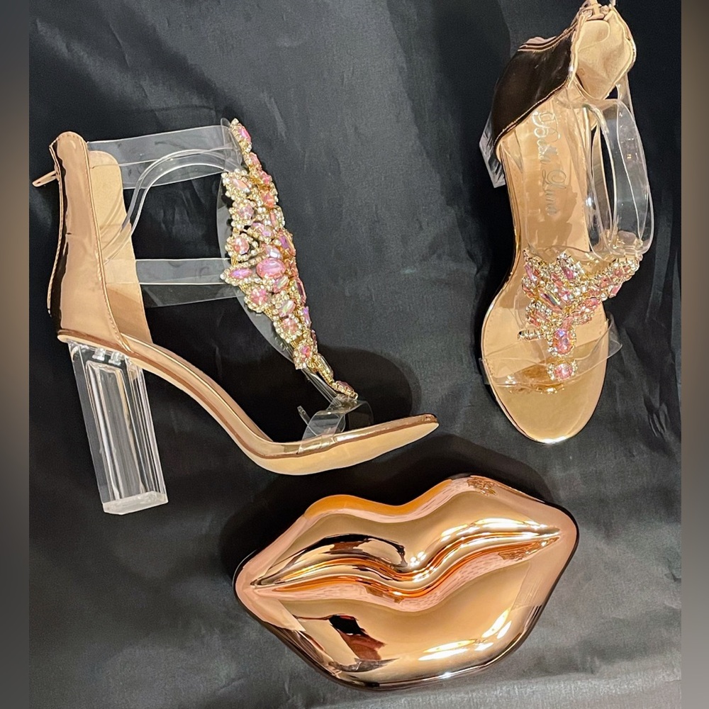 The BUMMY Women’s heels NEW